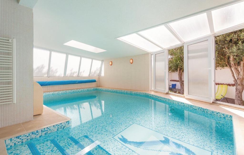 Luksuzna Villa Sa Privatnim Unutarnjim Bazenom Villa Garden بودْسْتغانا المظهر الخارجي الصورة